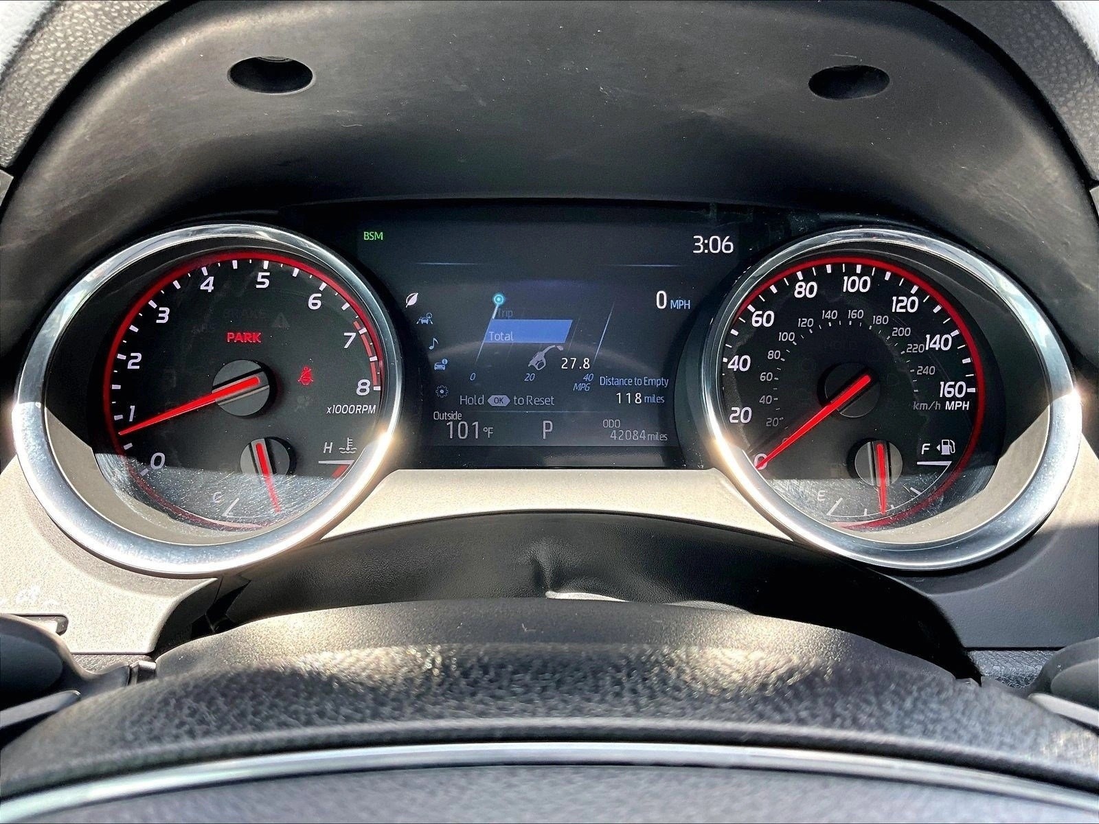 Used 2019 Midnight Black Metallic Toyota XSE image 22